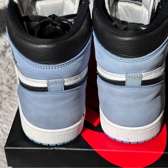 AIR JORDAN 1 HIGH OG University blue - Picture 12 of 13